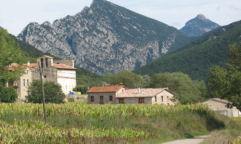 Itinerari senderista Oix i la Vall del Bac